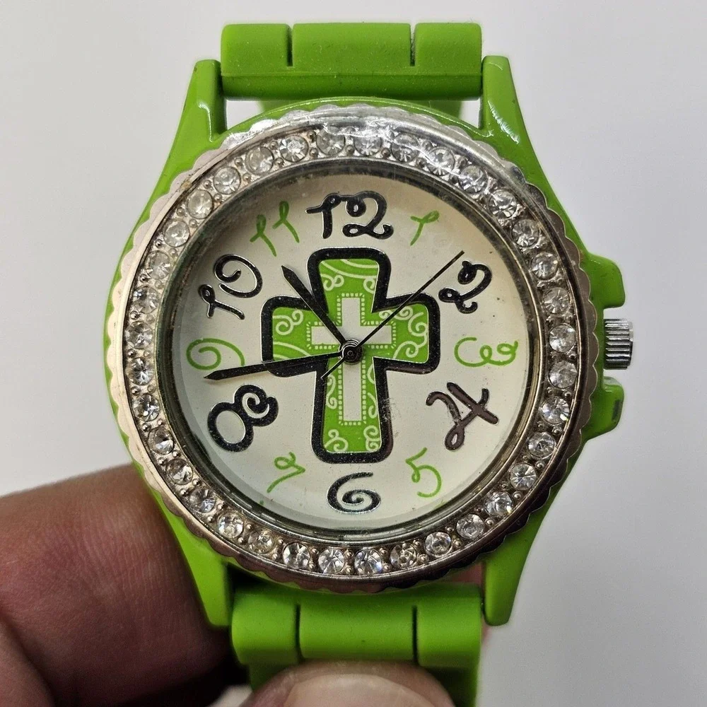 Women's Watch 38MM White‎ Dial Cross on Dial Religious Green Bands New Battery